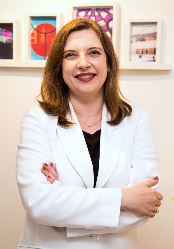 DRA CRISTIANE DAL MAGRO